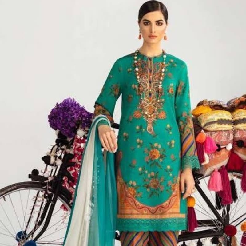 MAHAY Printed Lawn By SANA SAFINAZ