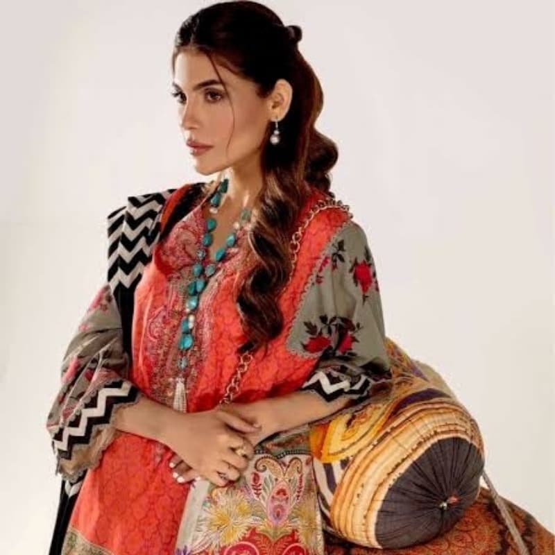 MAHAY Printed Lawn By SANA SAFINAZ