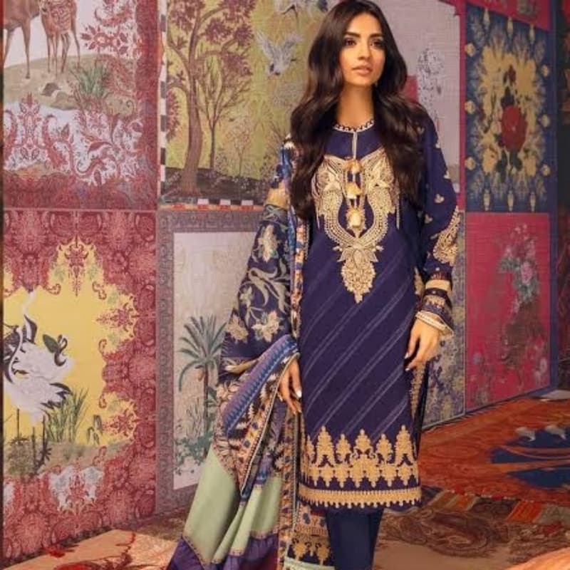 MAHAY Printed Lawn By SANA SAFINAZ