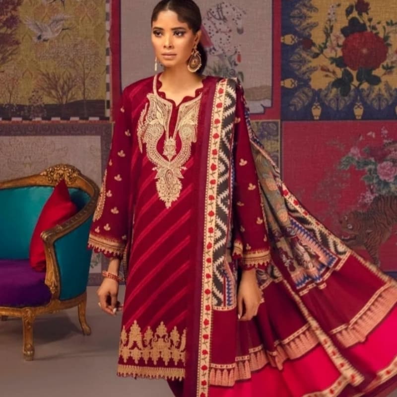 MAHAY Printed Lawn By SANA SAFINAZ